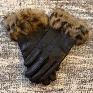 Vintage Wilsons Leather Black Leather Gloves with Brown Faux Fur Cuff